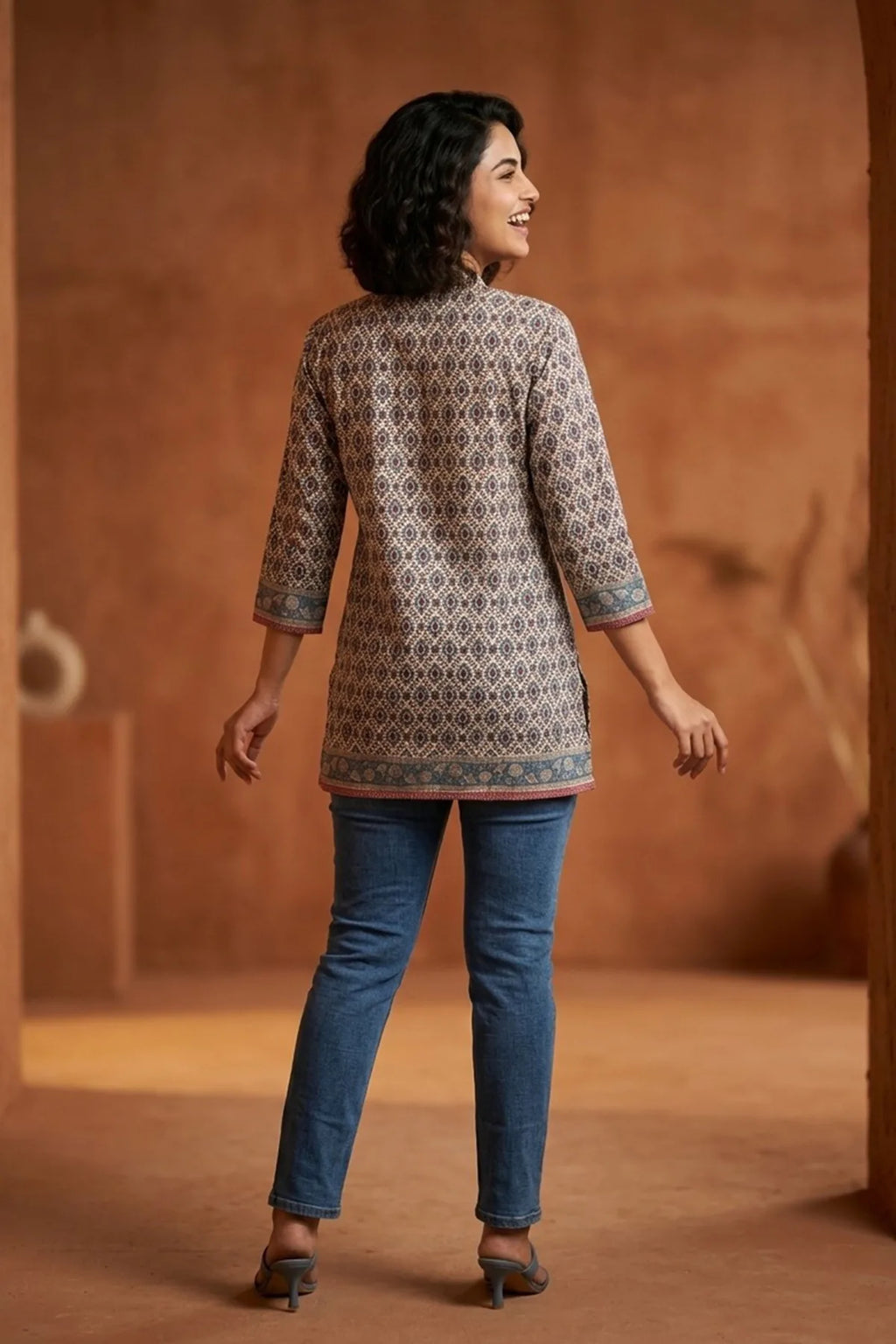 Elegant Floral Printed Kurti