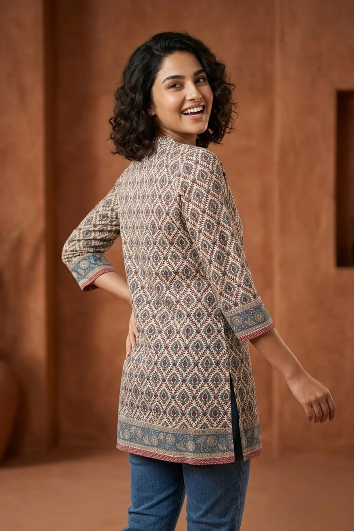 Elegant Floral Printed Kurti